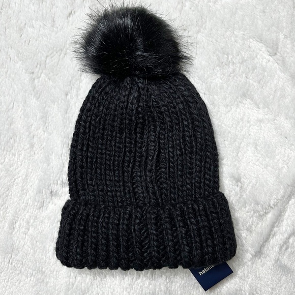 NWT Revolve Hat Attack Bryce Knit Removable Pom Beanie in Black Women’s OS - Picture 3 of 10